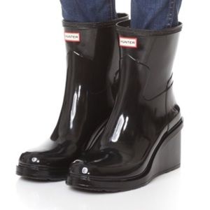 hunter douglas rain boots